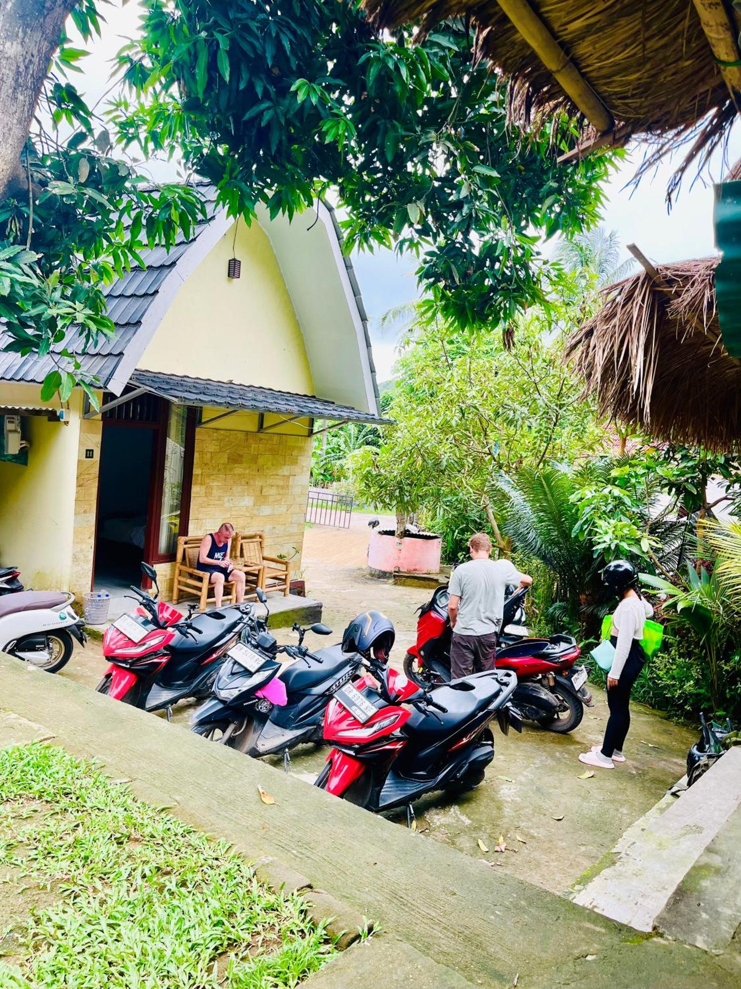Roy Homestay Kuta Kuta  Ngoại thất bức ảnh