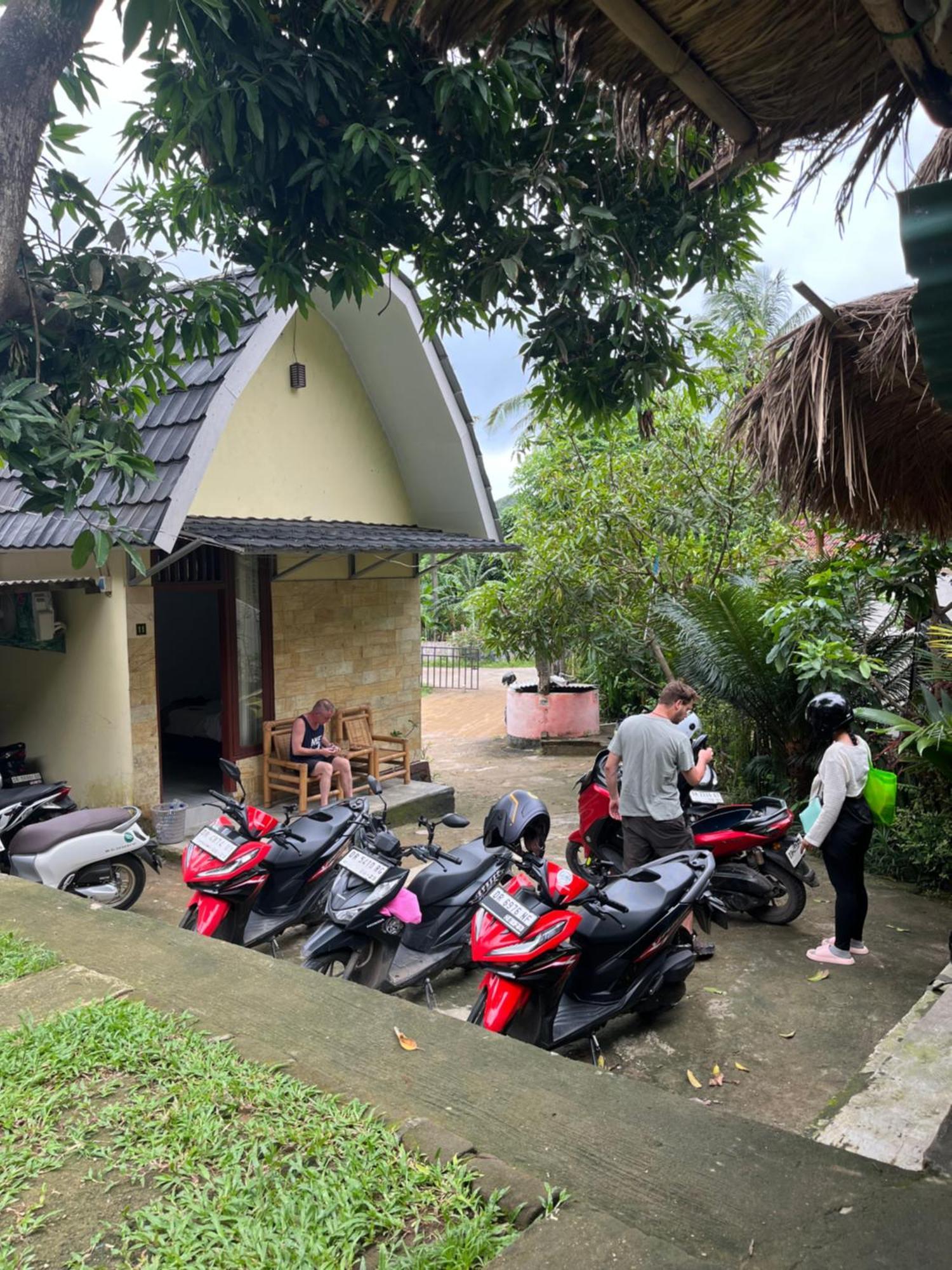 Roy Homestay Kuta Kuta  Ngoại thất bức ảnh